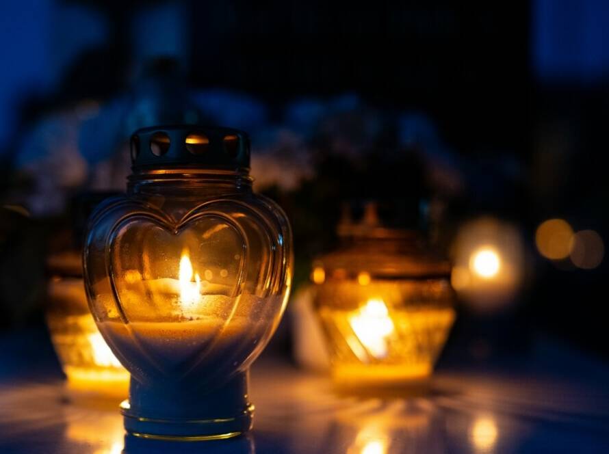 symbolika-swiec-i-zniczy